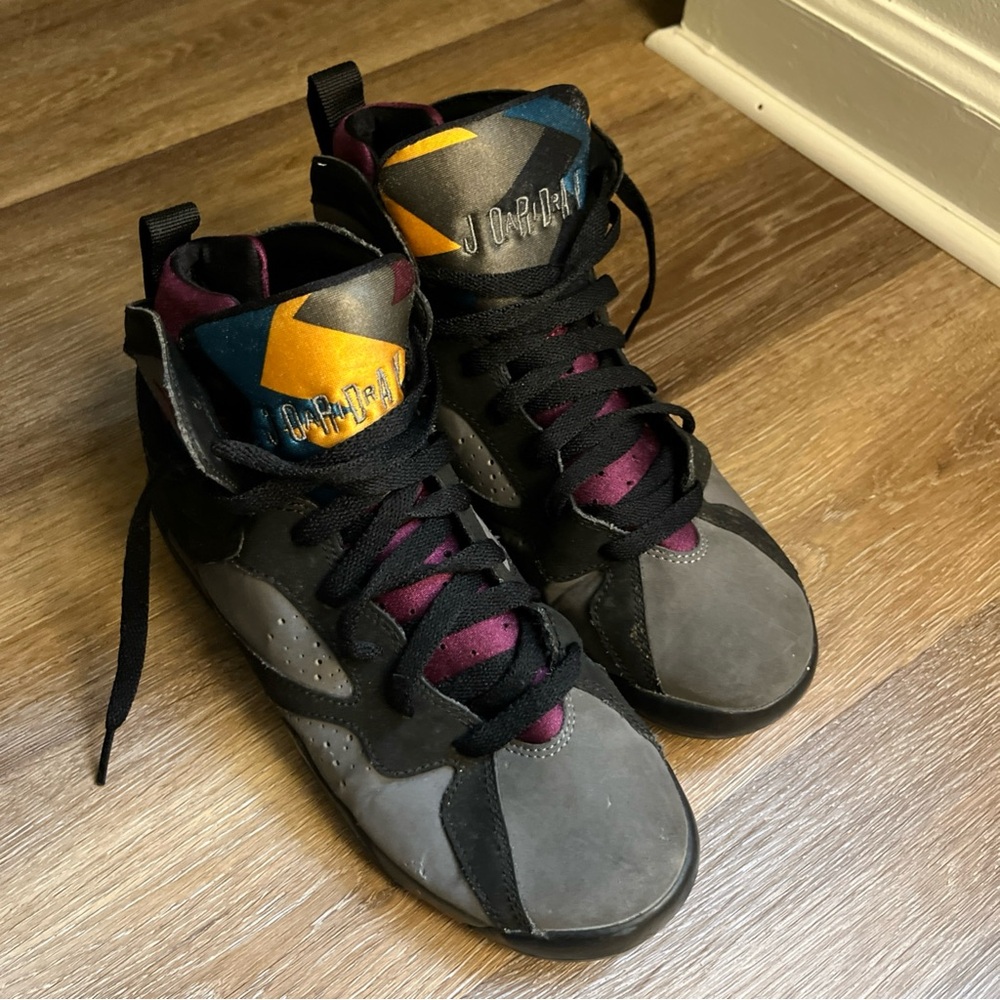 Jordan 6 Retro Bordeaux